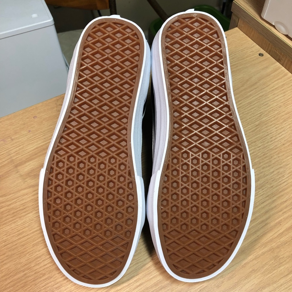 *SOLD!* Vans Sk8 Hi Reissue Skate Shoes - Picture 8 of 8